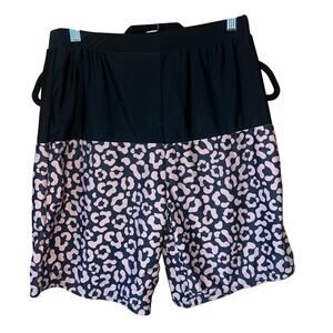 NWOT Men’s Black Animal Print Half and Half PatPat Swim Trunks Size Medium